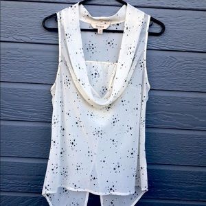 Decree L sheer split back stars sleeveless blouse